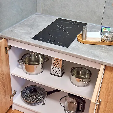 стильні на ратушній площі *