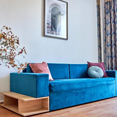 стильні на ратушній площі דירה