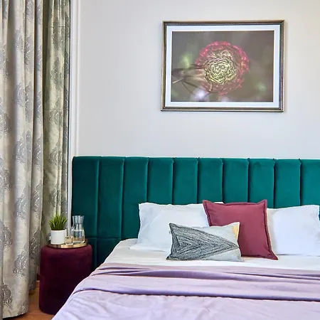 стильні на ратушній площі דירה *