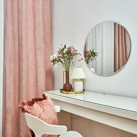 Apartment стильні на ратушній площі *