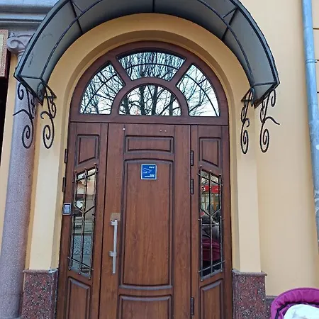 стильні на ратушній площі Διαμέρισμα Μουκάτσεβο